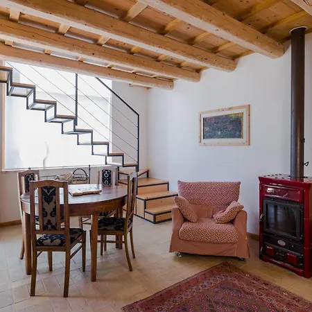 阿飞塔卡梅尔博尔格卡波乡村民宿